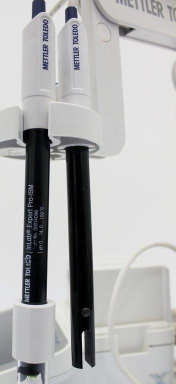 Mettler-Toledo Seven Excellence Multiparameter pH Meter with 120V 50Hz/60Hz