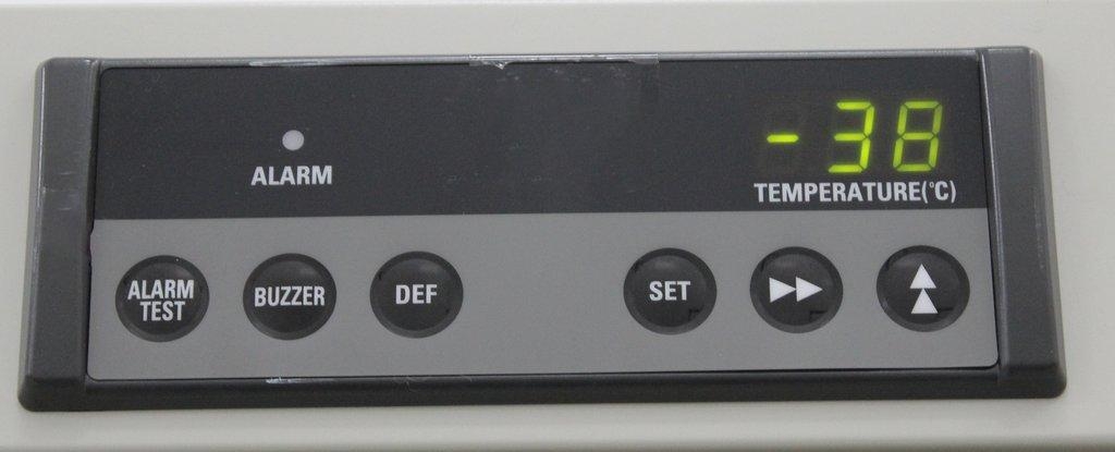 Sanyo MDF-U537 Biomedical Freezer, Cold Storage, Reaches -38C, 120V 60Hz