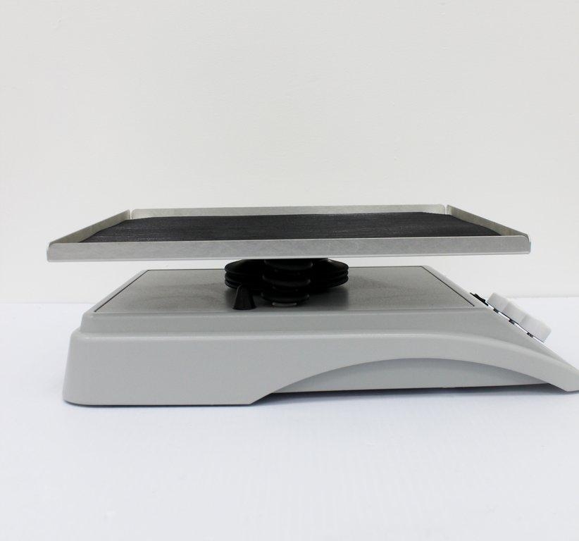 VWR Analog Rocker 10127-876 Vortexer 120V 60Hz Tested Cosmetic Ding