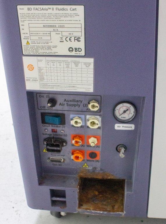 BD FACSAria II Cell Sorter Flow Cytometry System With Fluidics Cart 125 MESF