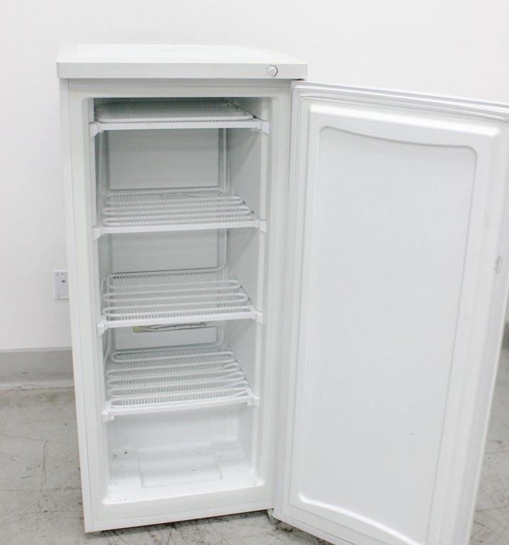Kenmore 29502 Upright Freezer 5.1 Cu. Ft. -30C Rapid Cooling