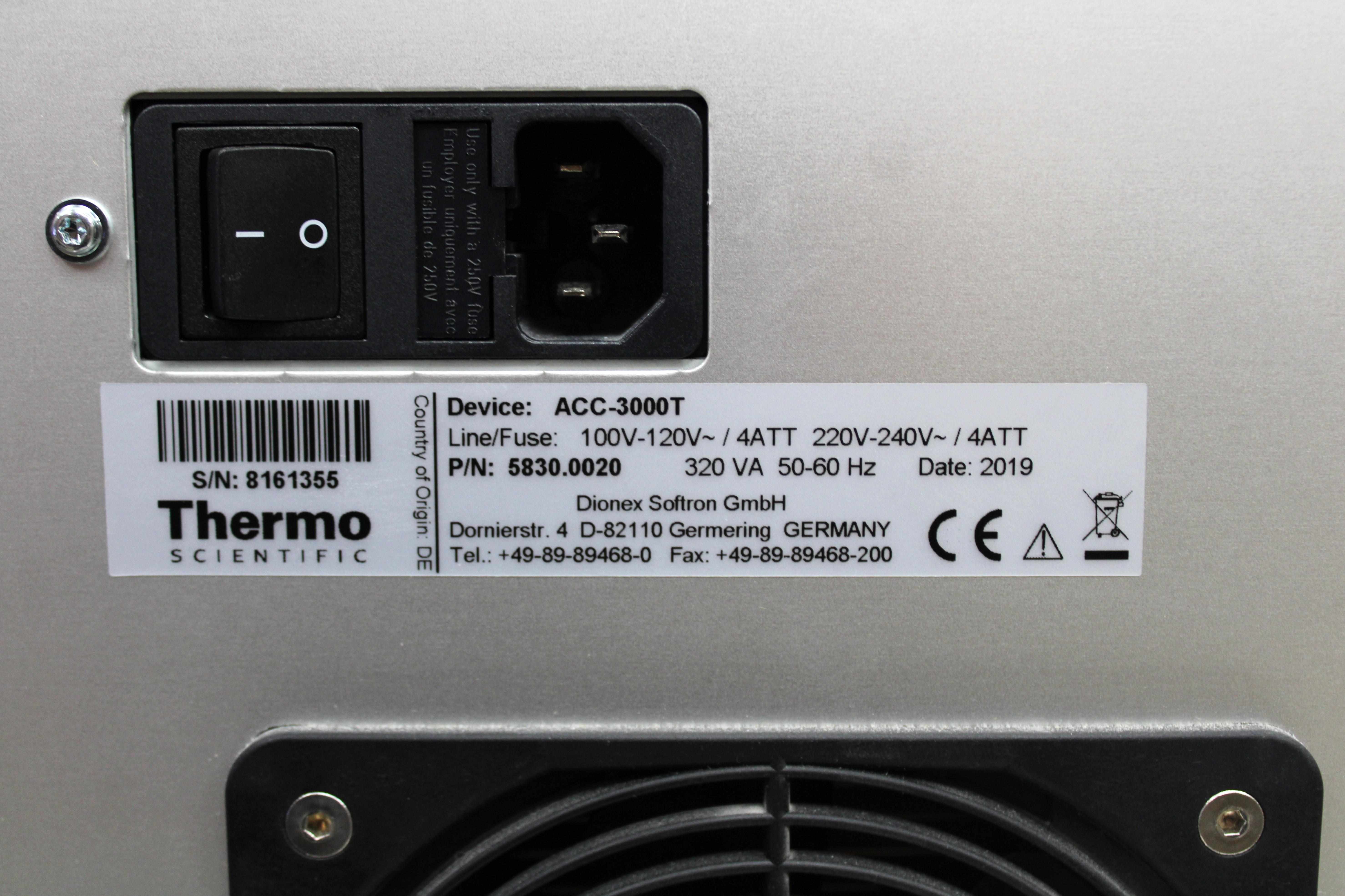 Thermo UltiMate3000 HPLC System with Diode Array Detector and Quaternary Pump