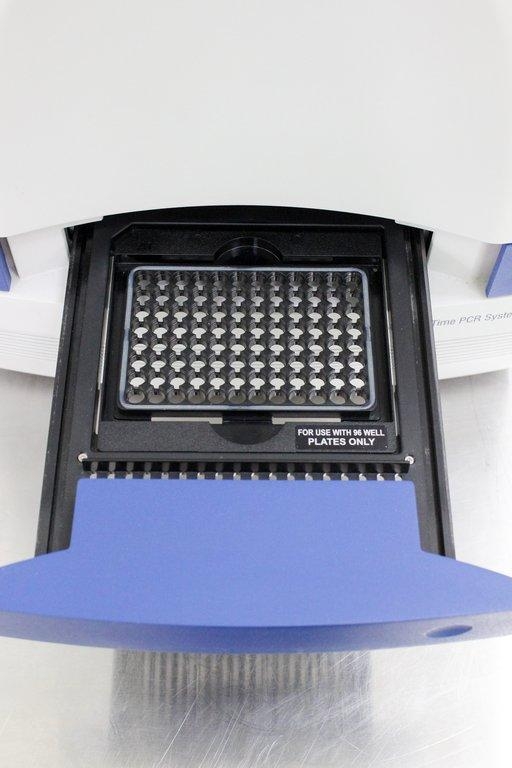 Applied Biosystems 7500 Real Time PCR System - Good Condition