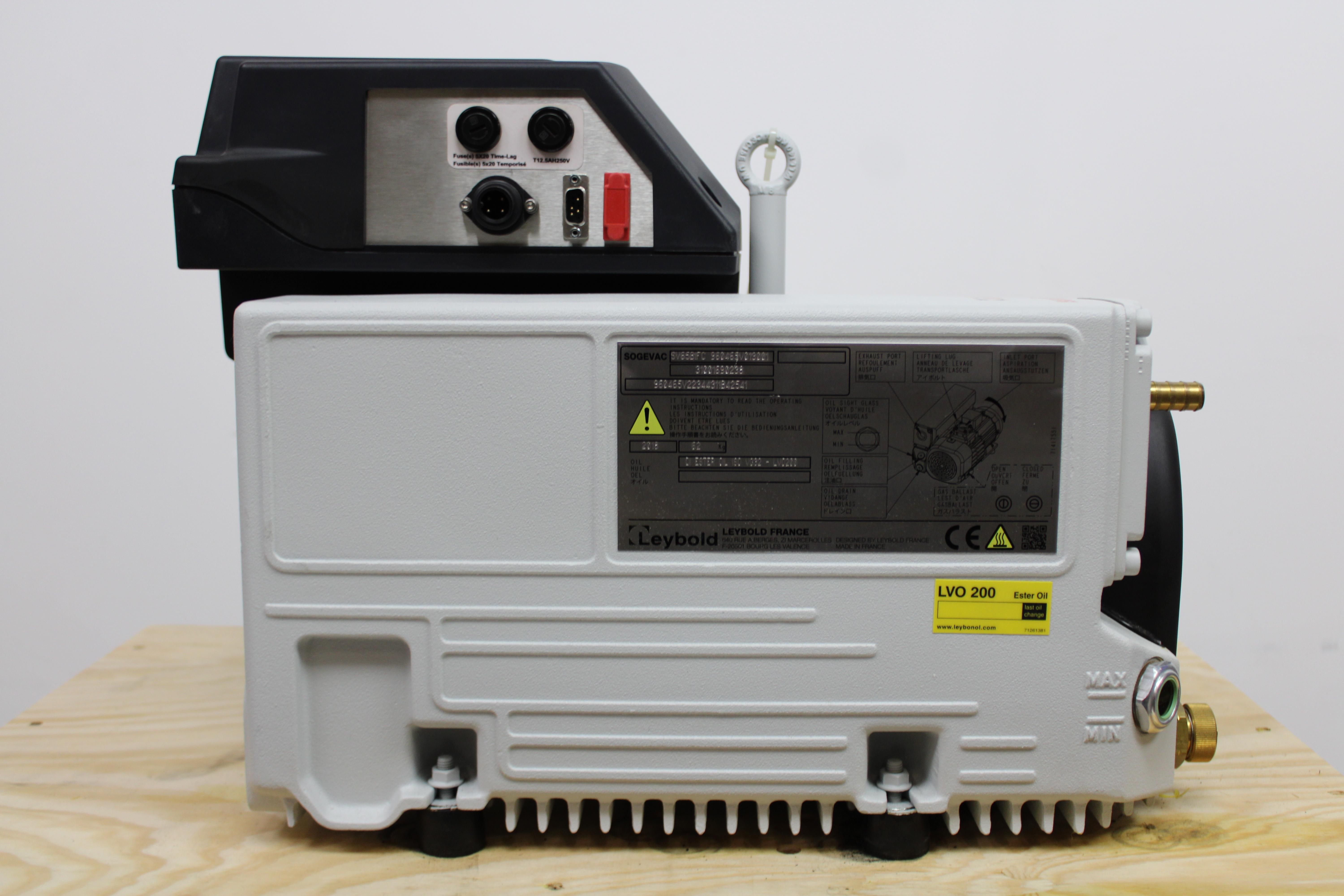 Leybold Sogevac SV65BIFC Vacuum Pump 960465V013001 Oil Sealed Quiet Durable 240V Use