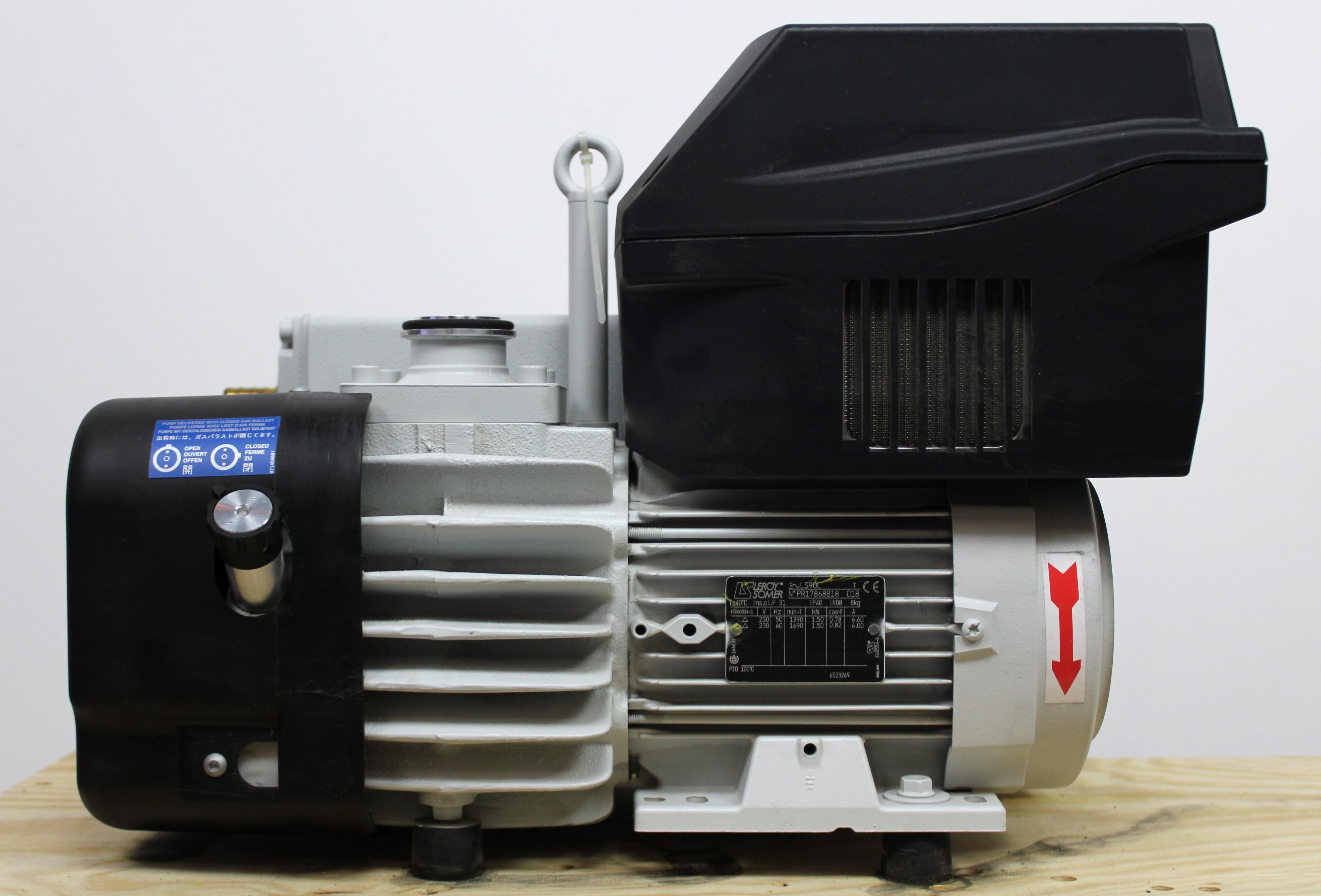 Leybold Sogevac SV65BIFC Vacuum Pump 960465V013001 Oil Sealed Quiet Durable 240V Use