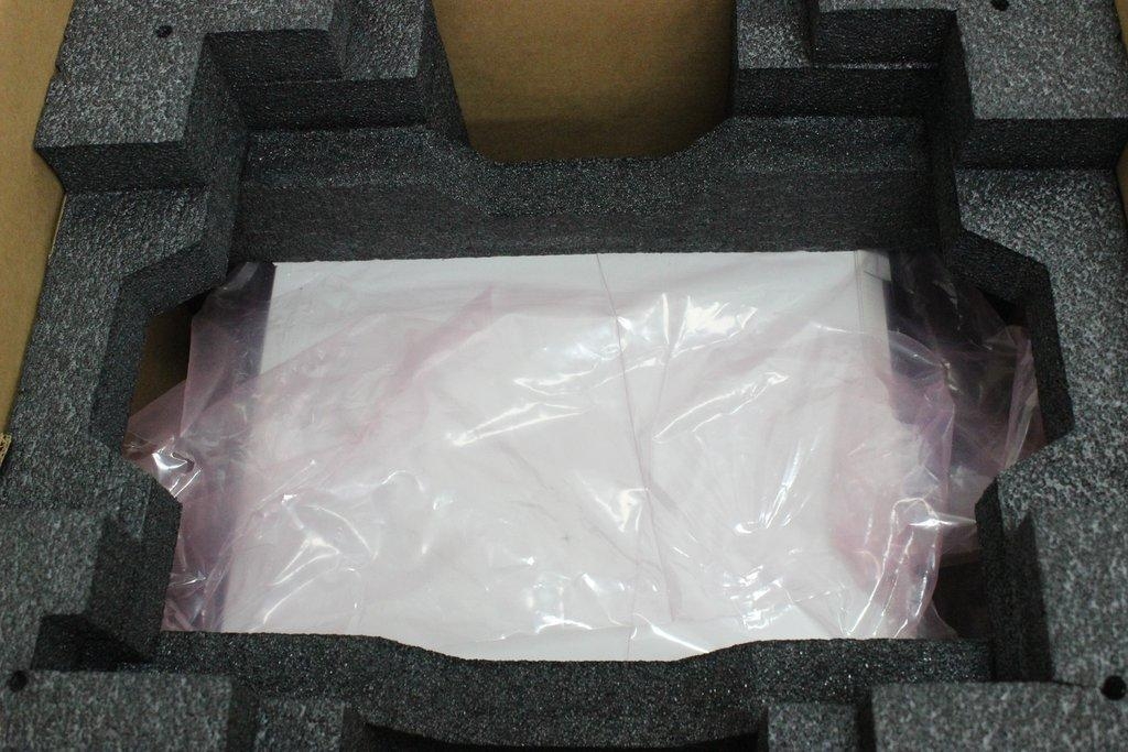 Thermo Dionex AS-AP Autosampler 074925 Ion Chromatography 81 Vial Capacity