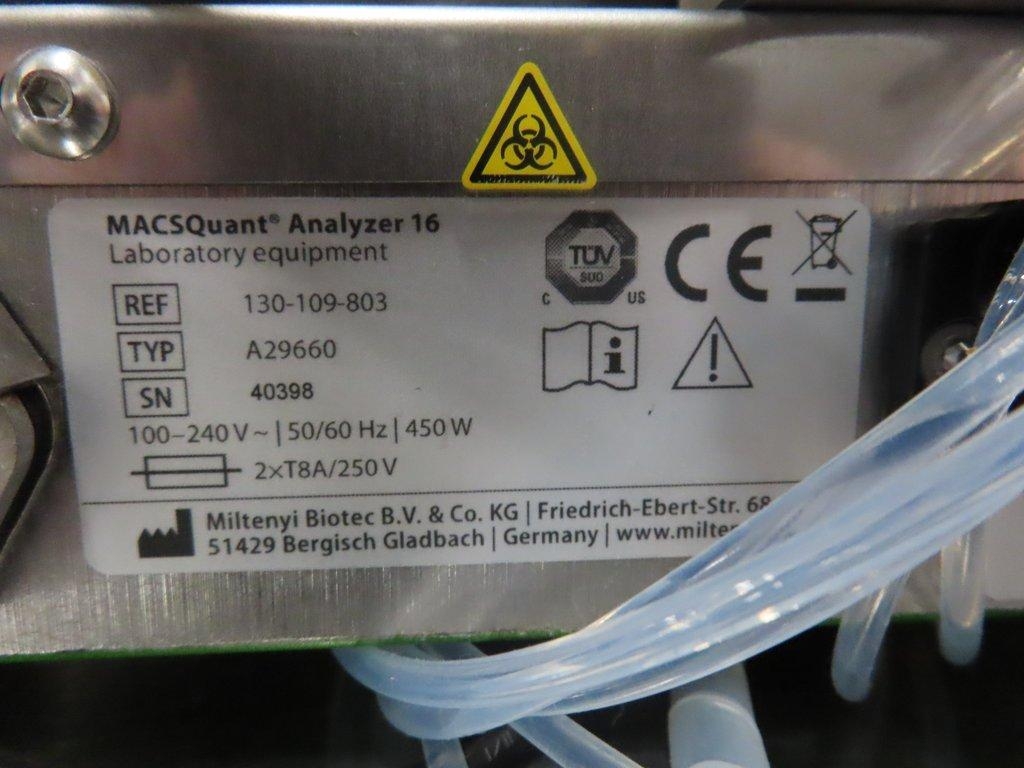 Miltenyi Biotec MACSQuant Analyzer 16 Flow Cytometer, Includes Power/Data Cables