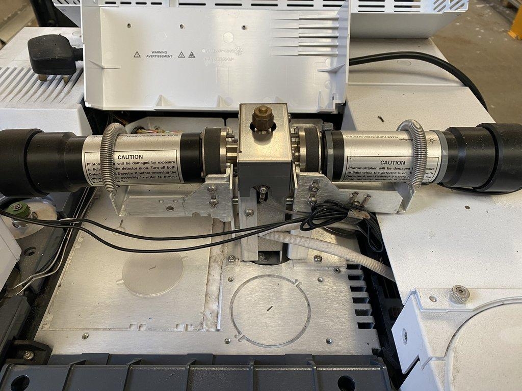 Agilent 7890A GC System with 7683B Injector, In-Oven Flow Technology, US