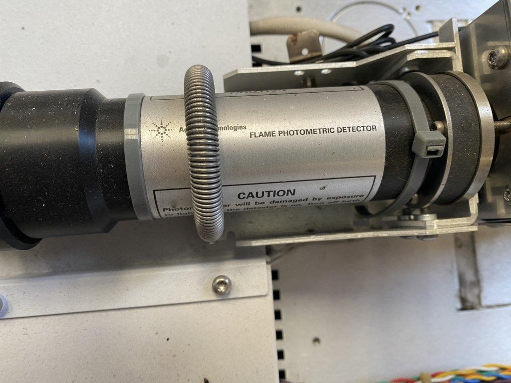 Agilent 7890A GC System with 7683B Injector, In-Oven Flow Technology, US