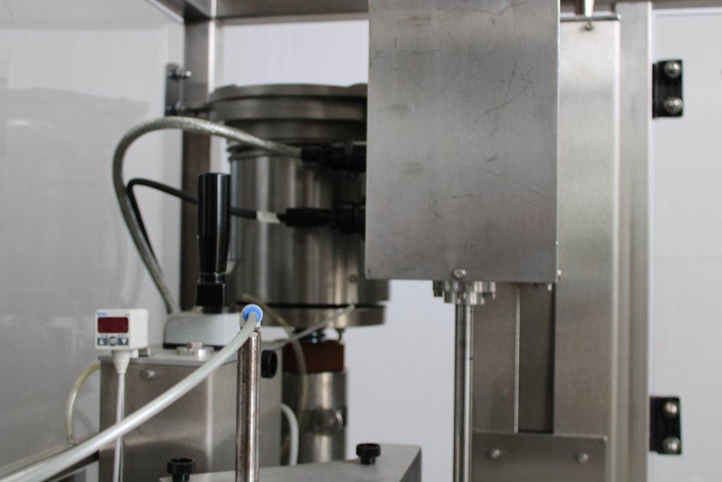 Thermo Wick Machinery MiniCan Vivarium Bottle Filler Cosmetic Damage, Good