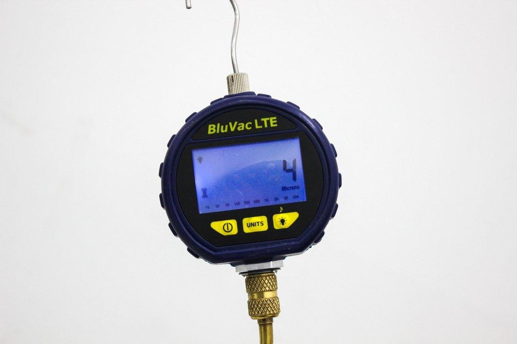 Edwards RV8 Vacuum Pump VG Condition w/ Cosmetic Blemishes 4 Micron Rating