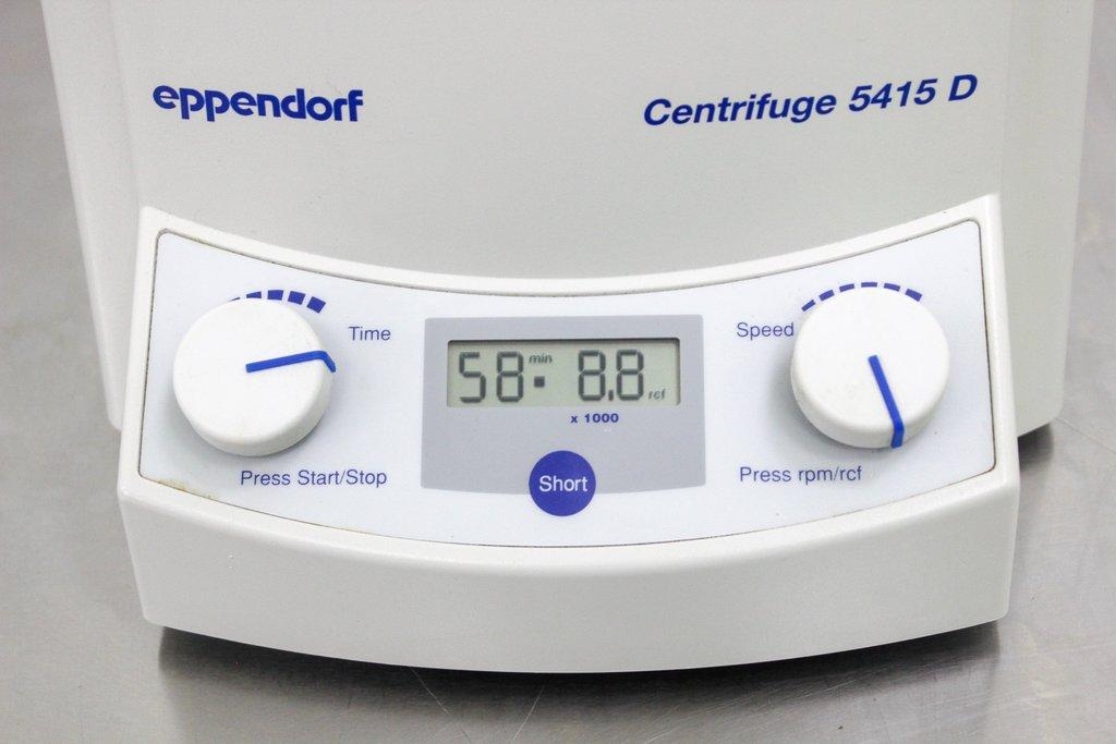 Eppendorf Centrifuge 5415D Microcentrifuge 13200 RPM Tested Rotor Included
