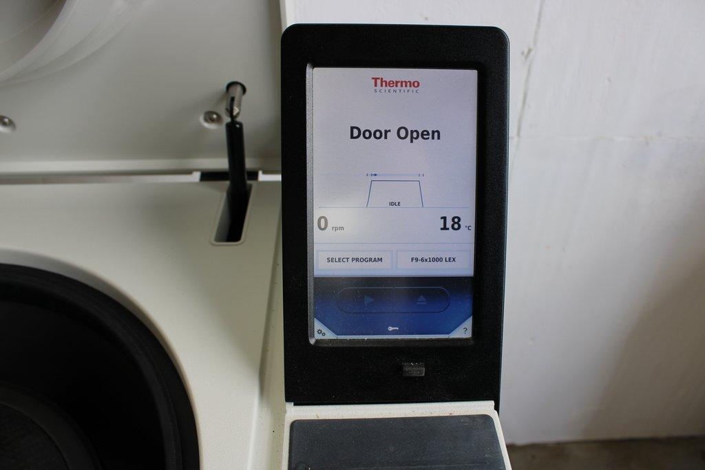 Thermo Sorvall Lynx 6000 Floor Centrifuge 60000 RPM Digital Controls Included