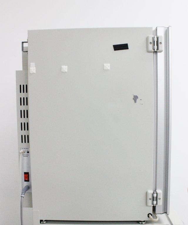 Panasonic MCO-19AICUV-PA CO2 Incubator VG Condition, 120V, 60Hz, Standalone