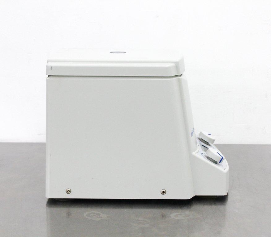Eppendorf Centrifuge 5415D Microcentrifuge 13200 RPM Tested Rotor Included
