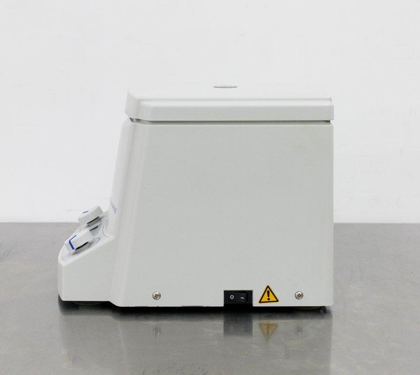 Eppendorf Centrifuge 5415D Microcentrifuge 13200 RPM Tested Rotor Included