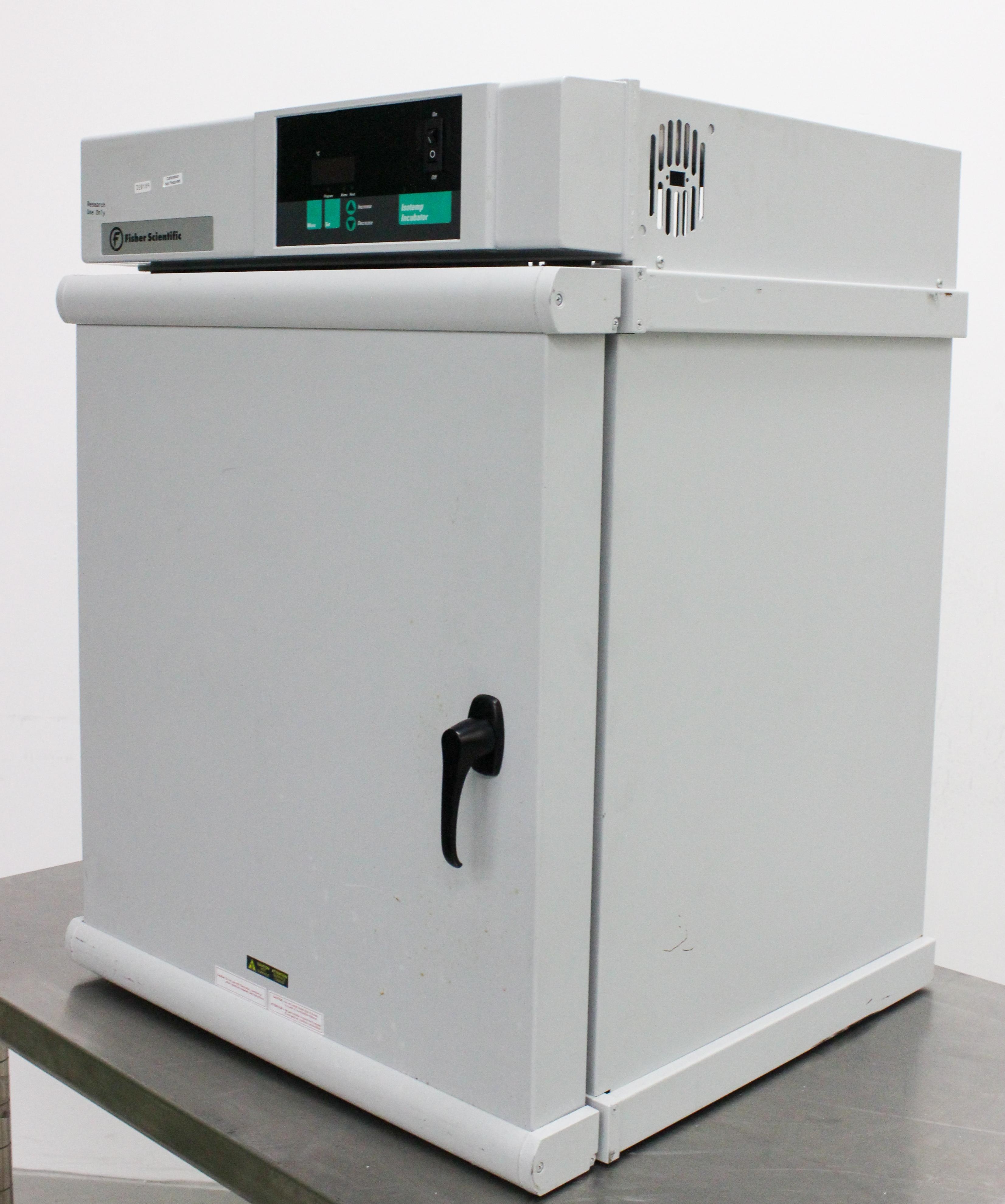Fisher Scientific 637D Isotemp Incubator 120V 3.8 cu ft Gravity Flow