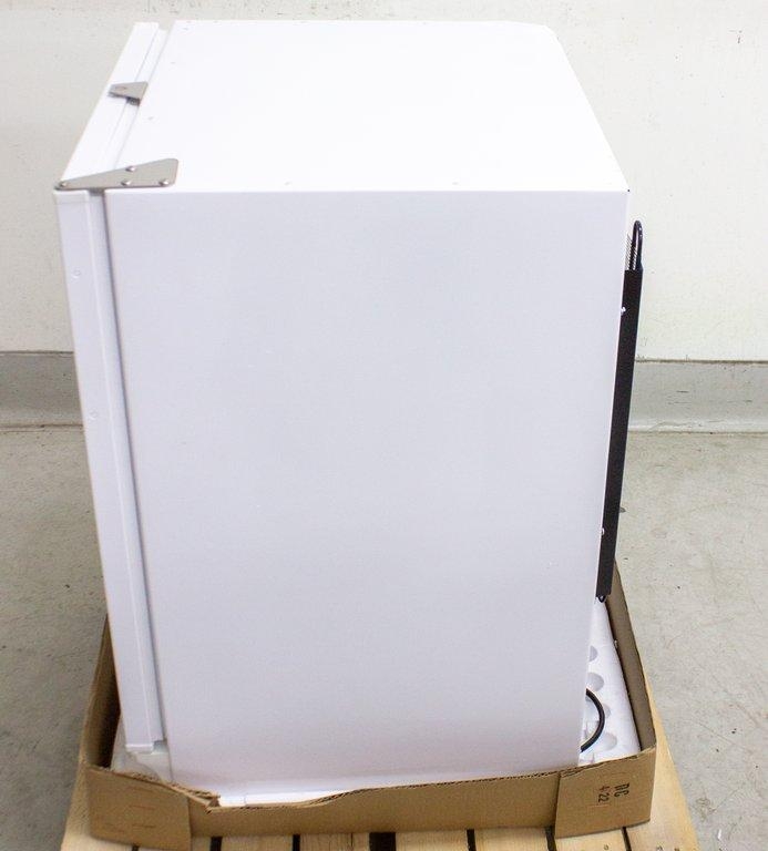 Thermo 04LFAETSA Lab Freezer 3.5 cu ft -20C Undercounter Fair Condition