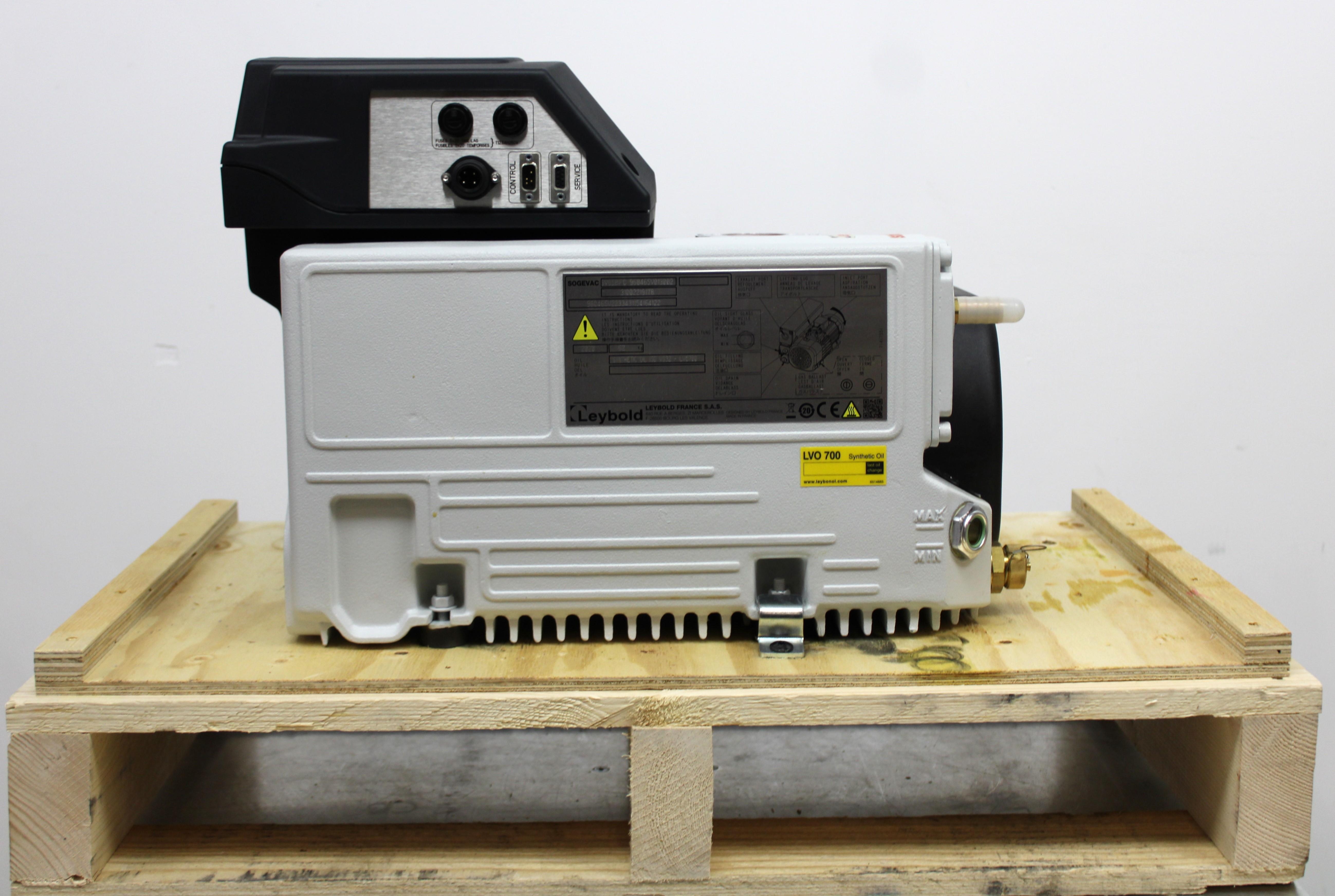 Leybold SV65BIFC Vacuum Pump Compact Reliable 200-240V 50/60Hz G2019
