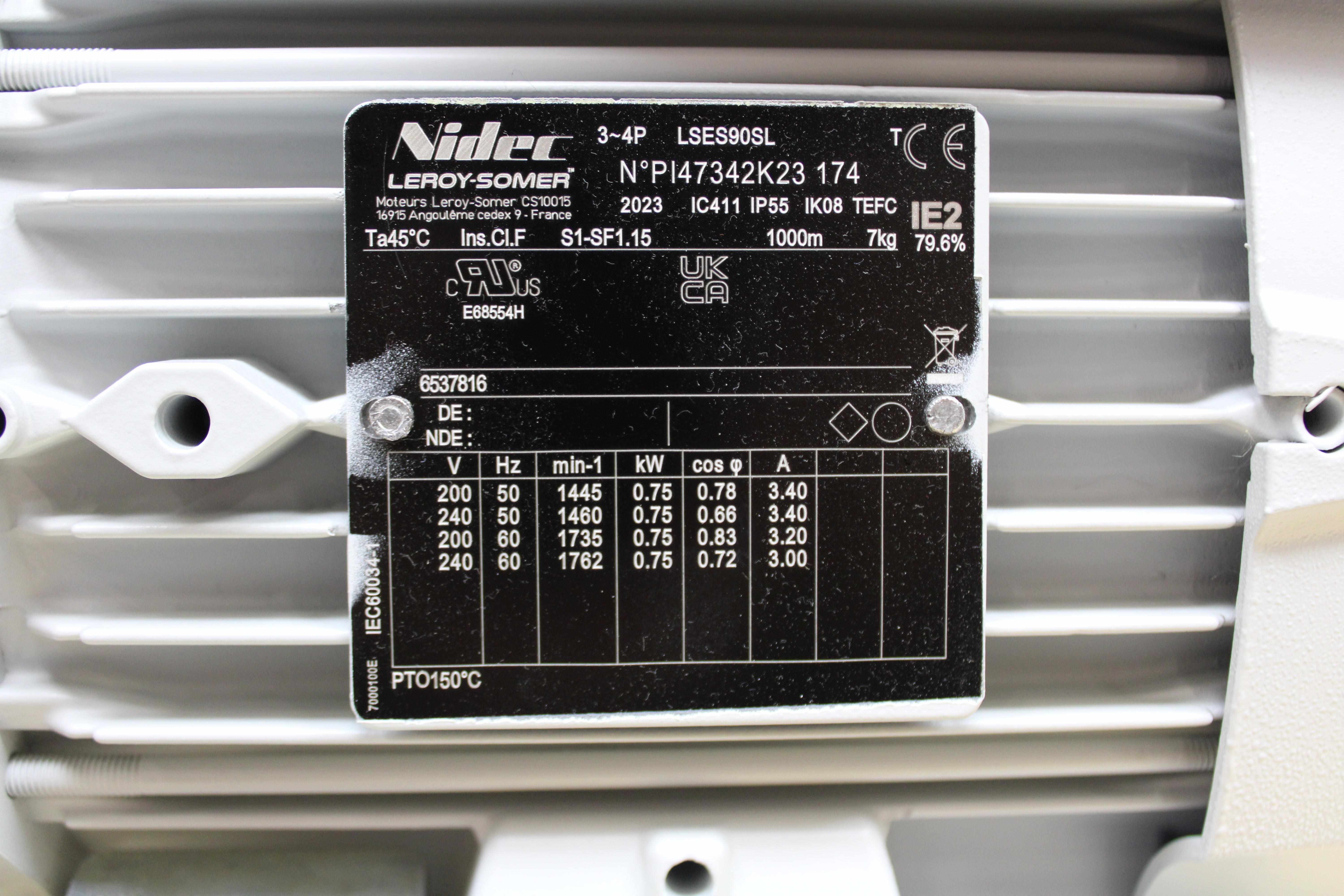 Leybold SV65BIFC Vacuum Pump Pressure 171mBar Low Noise Compact 200-240V