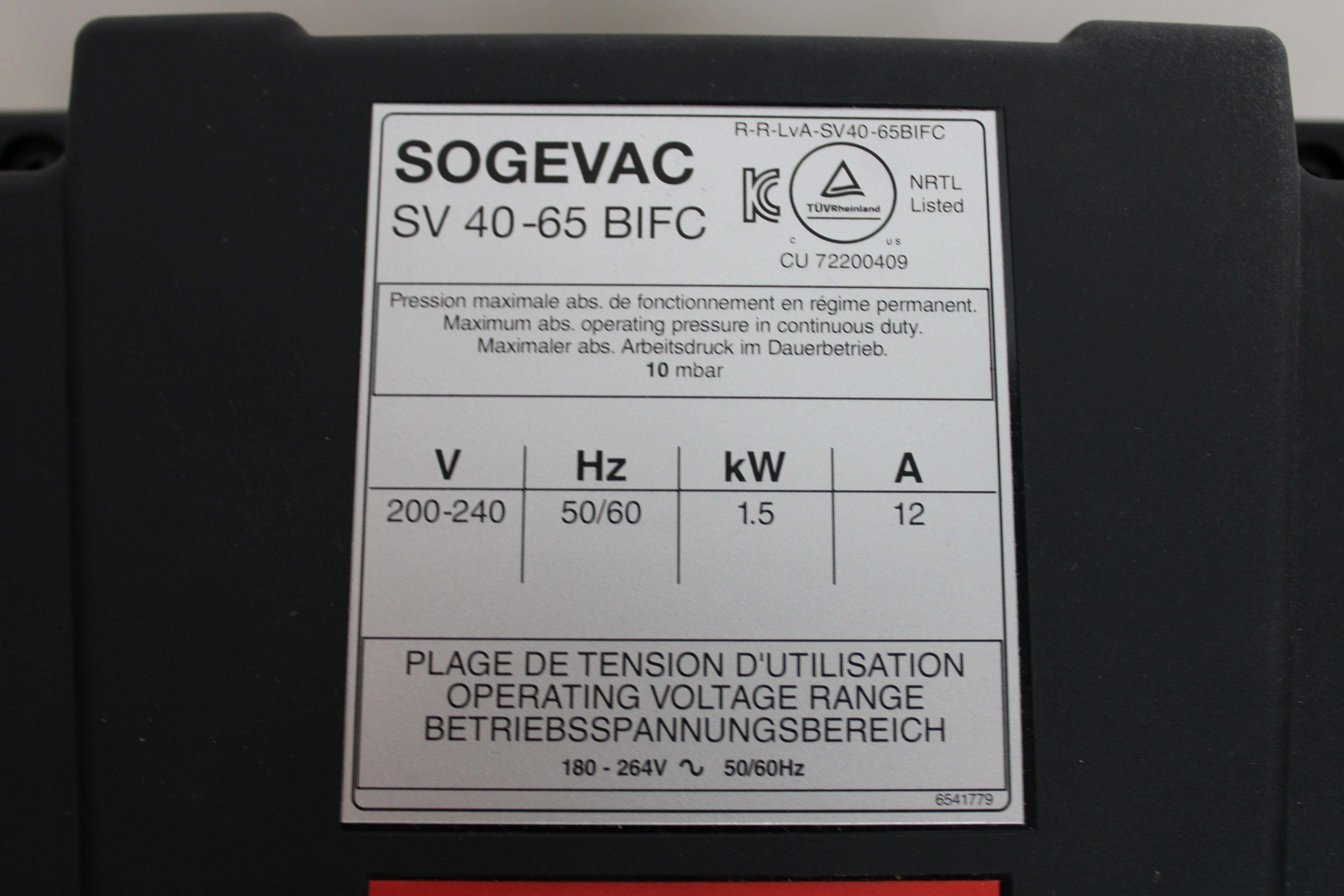 Leybold SV65BIFC Vacuum Pump Pressure 171mBar Low Noise Compact 200-240V