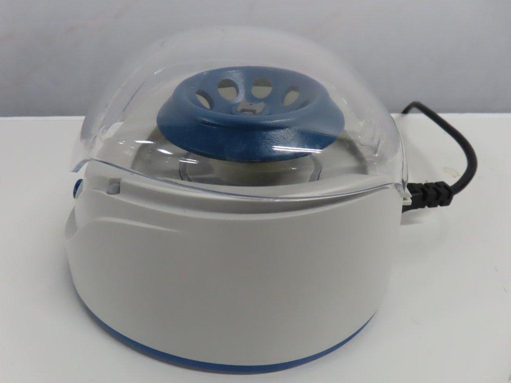 VWR C0803 Mini Centrifuge - Compact & Efficient Good Condition