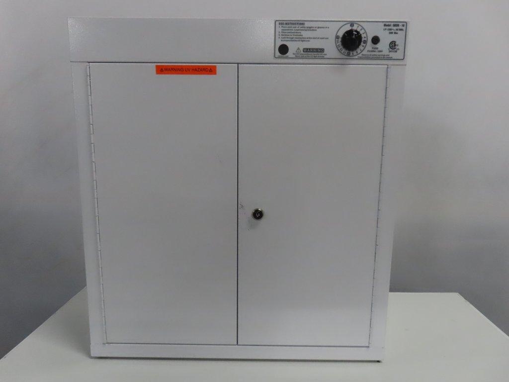 Eisco GGSN-10 Sanitizer Cabinet Sterilization Unit Missing Key Door