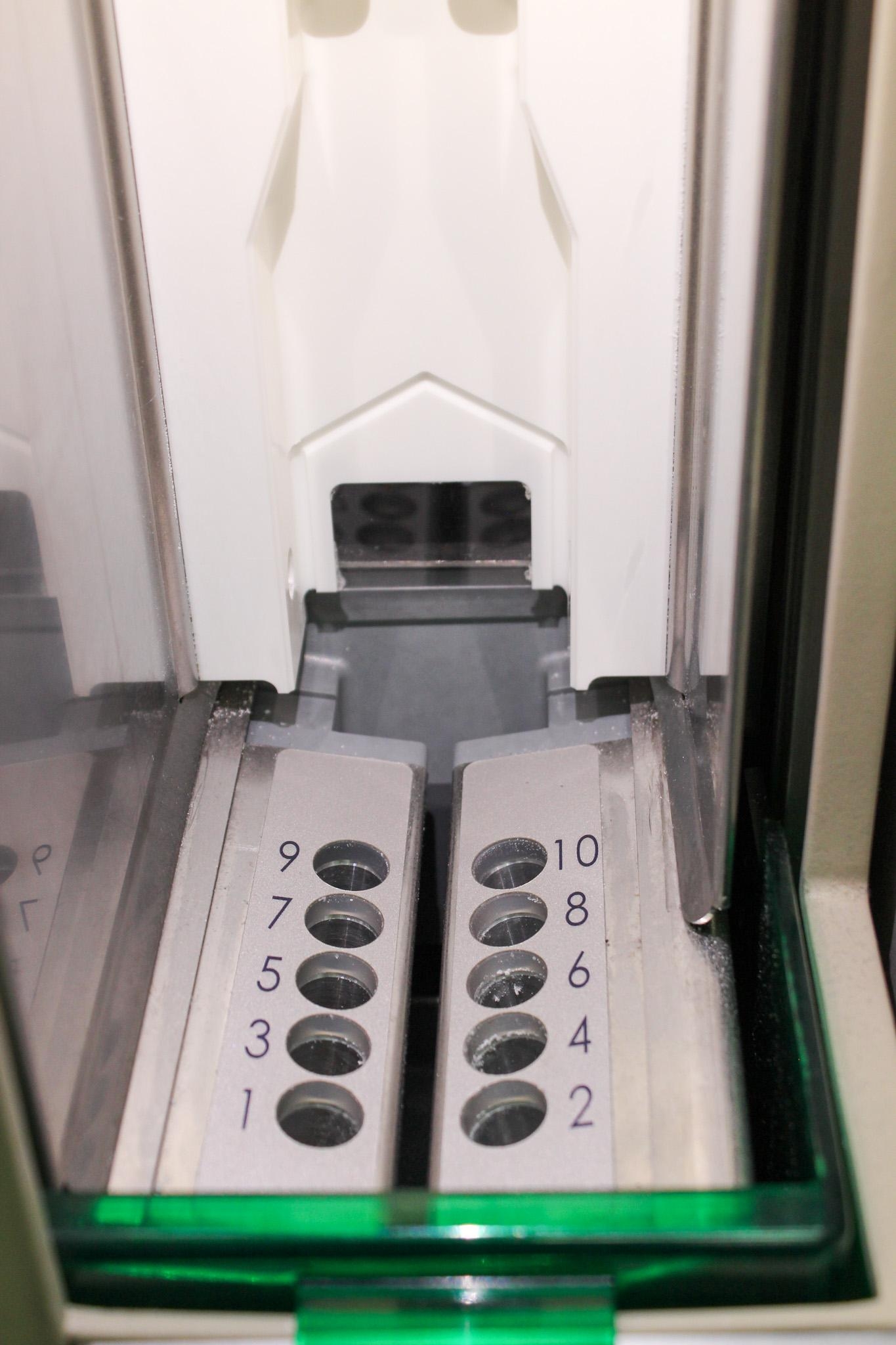 BIO-RAD S3 Cell Sorter 488/561-2L4D Preowned Cell Analysis Instrument