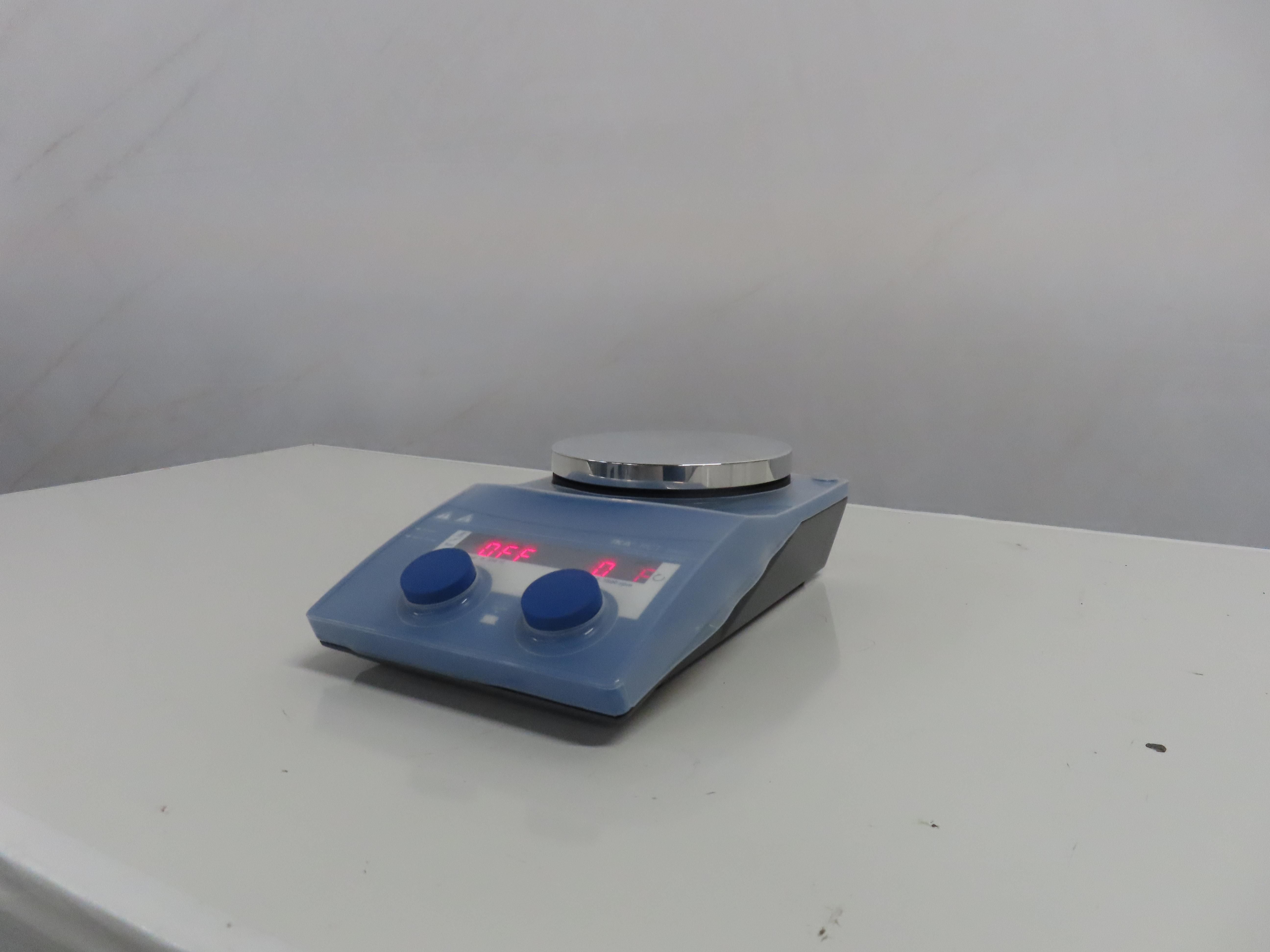 IKA RCT B S001 Hot Plate Stirrer, Near New, 50Hz/60Hz, Lab Equipment