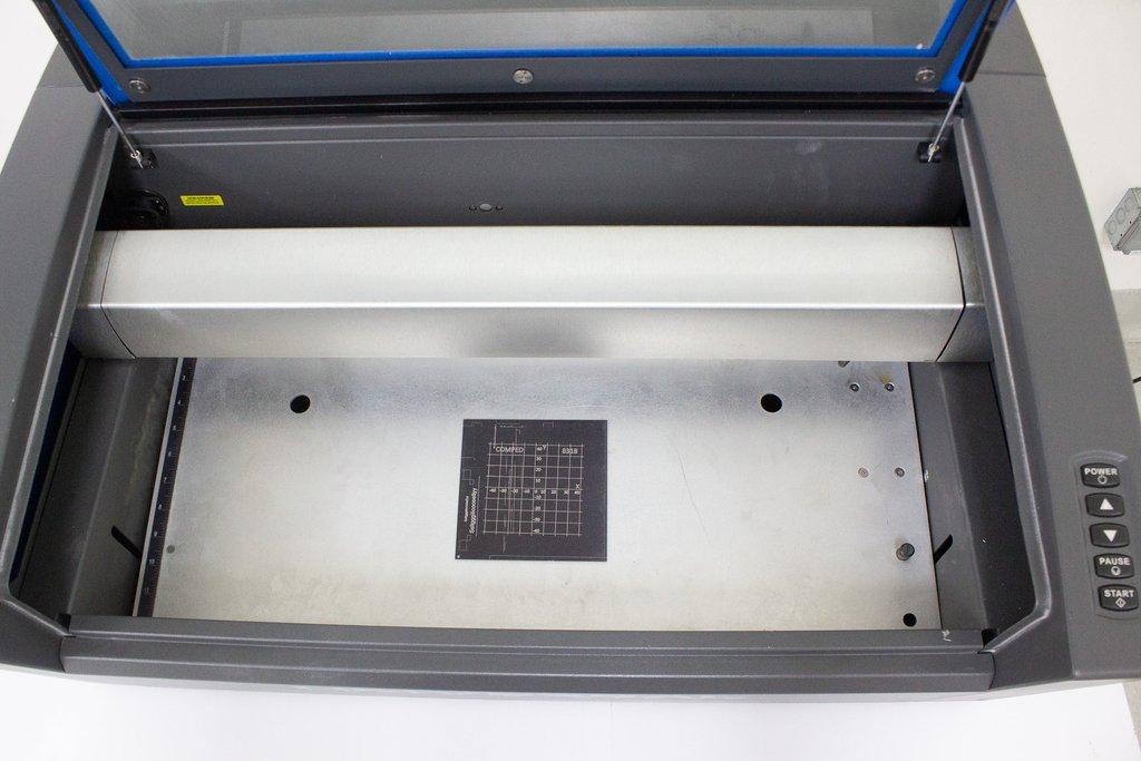 Universal VLS350 Desktop Laser Platform 10-50 Watt Material Processing