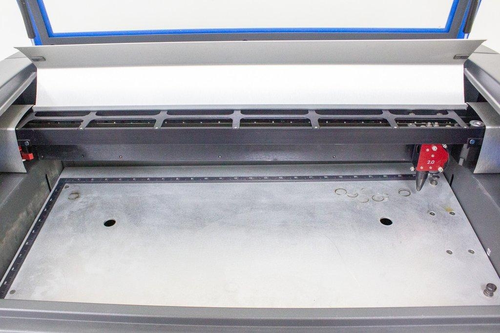 Universal VLS350 Desktop Laser Platform 10-50 Watt Material Processing