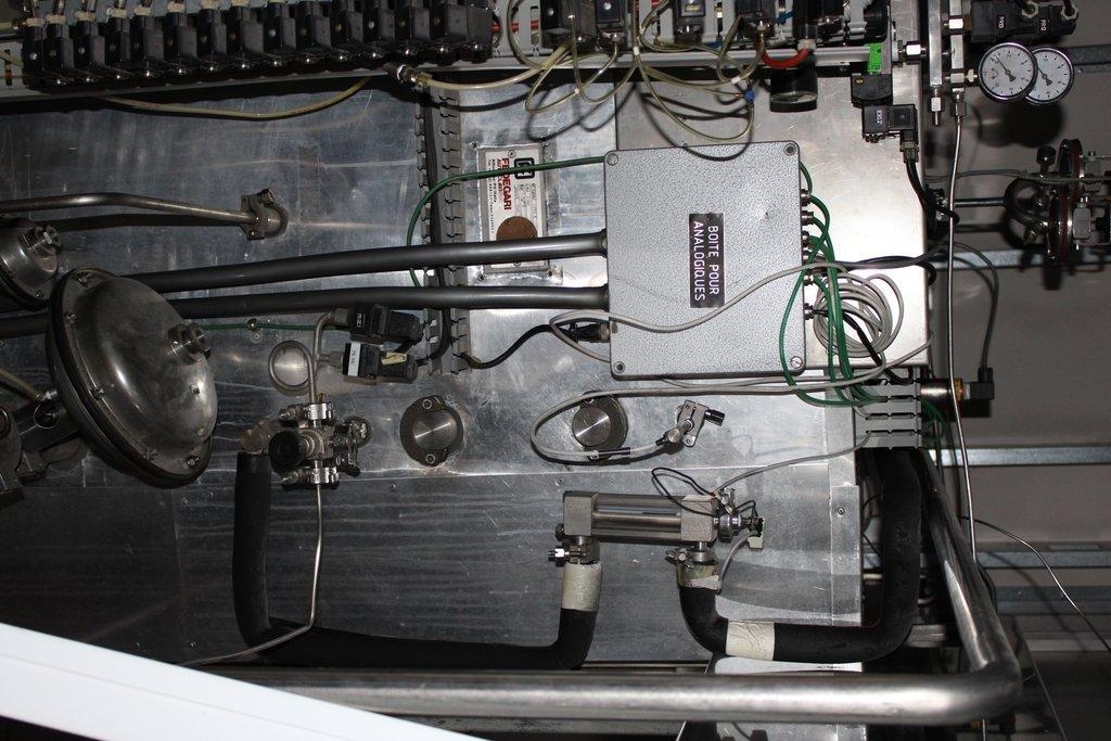 Sterline RA-V4 Industrial Filling Machine with Automated Sealing, Includes Computer