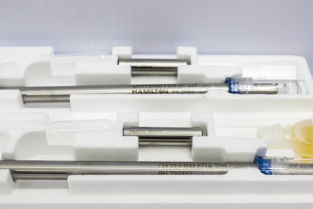 Hamilton Oxyferm FDA VP 225 Dissolved Oxygen Sensor Set 4 Near New Condition