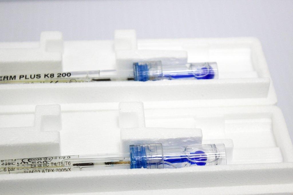 Hamilton Easyferm Plus K8 200 pH Electrode Accessory Near New Condition