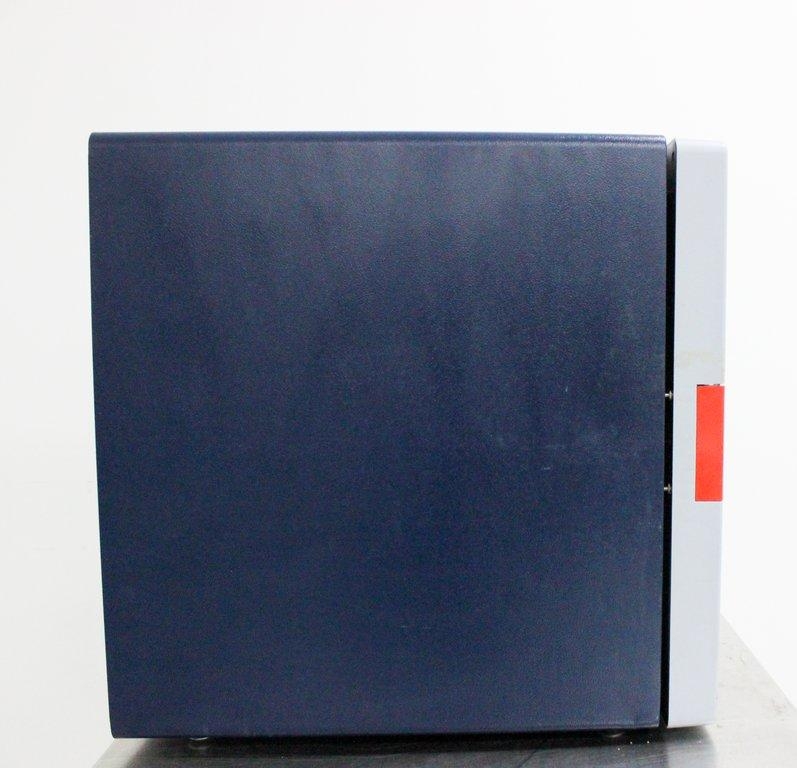 Salvis Lab Thermocenter Oven - Laboratory Heating Equipment - Fair Condition