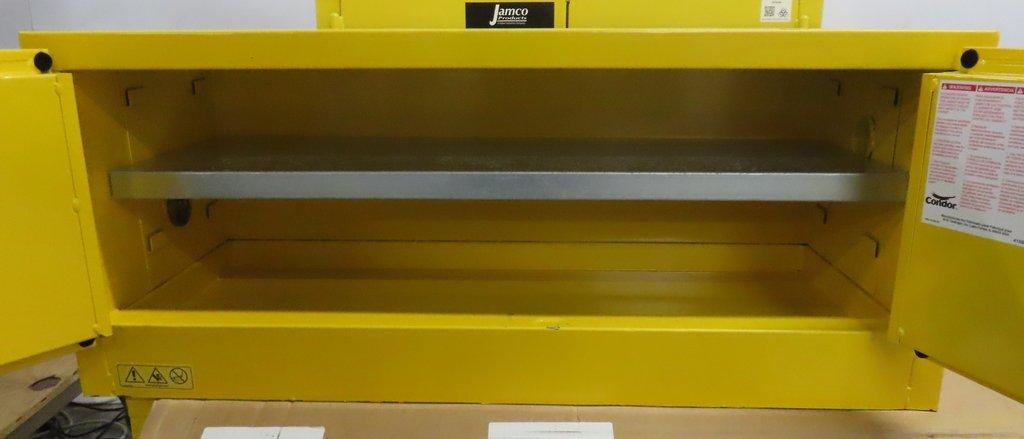 Condor 12 Gallon Flammable Storage Cabinet Model 45AE84 Excellent Condition