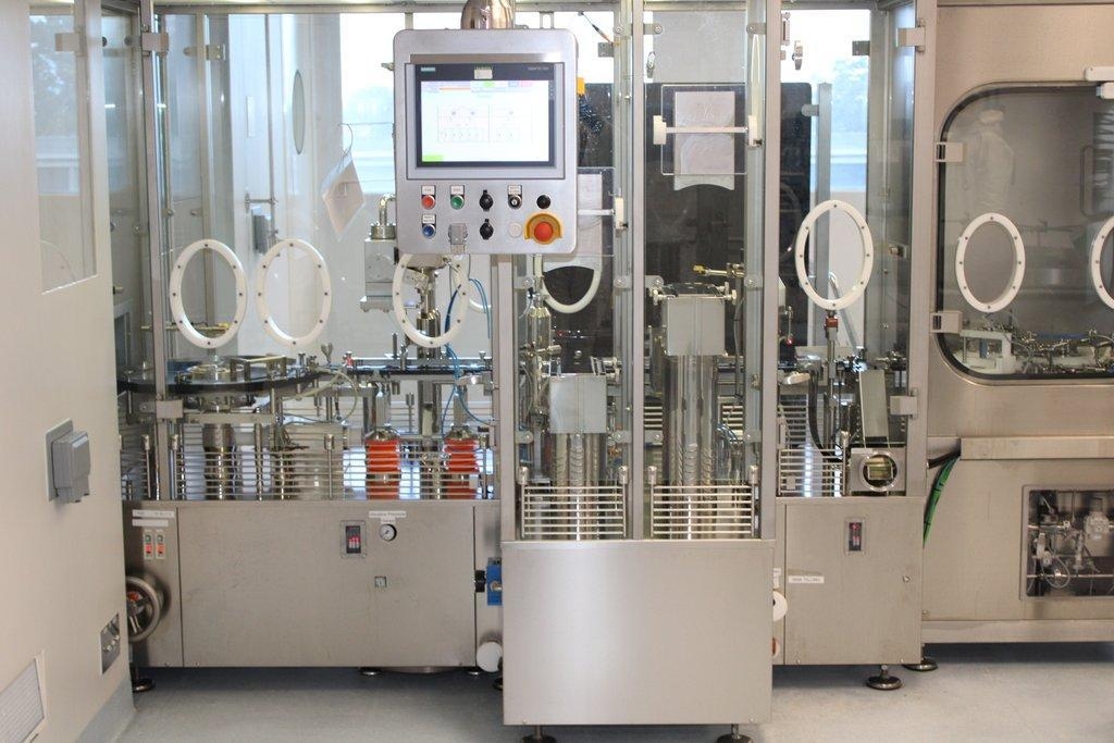 Sterline RA-V4 Industrial Filling Machine with Automated Sealing, Includes Computer