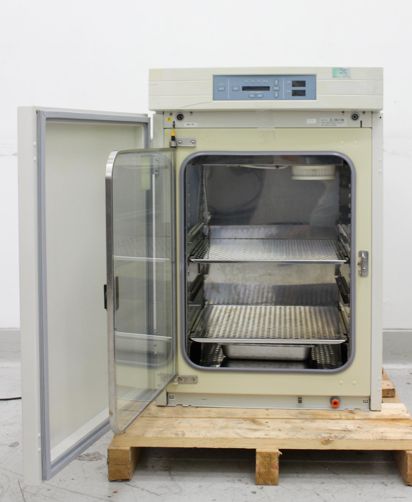 Forma Scientific CO2 Water Jacket Incubator Model 3110, Hepa Filter, 115V