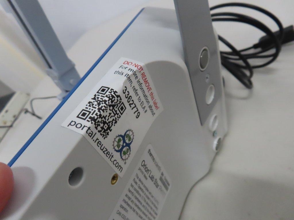 Thermo Orion Lab Star PH111 pH Meter Stand Near New Incomplete System