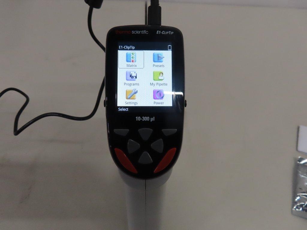 Thermo Scientific E1-ClipTip 8 Channel Pipette 10-300 uL Excellent Condition