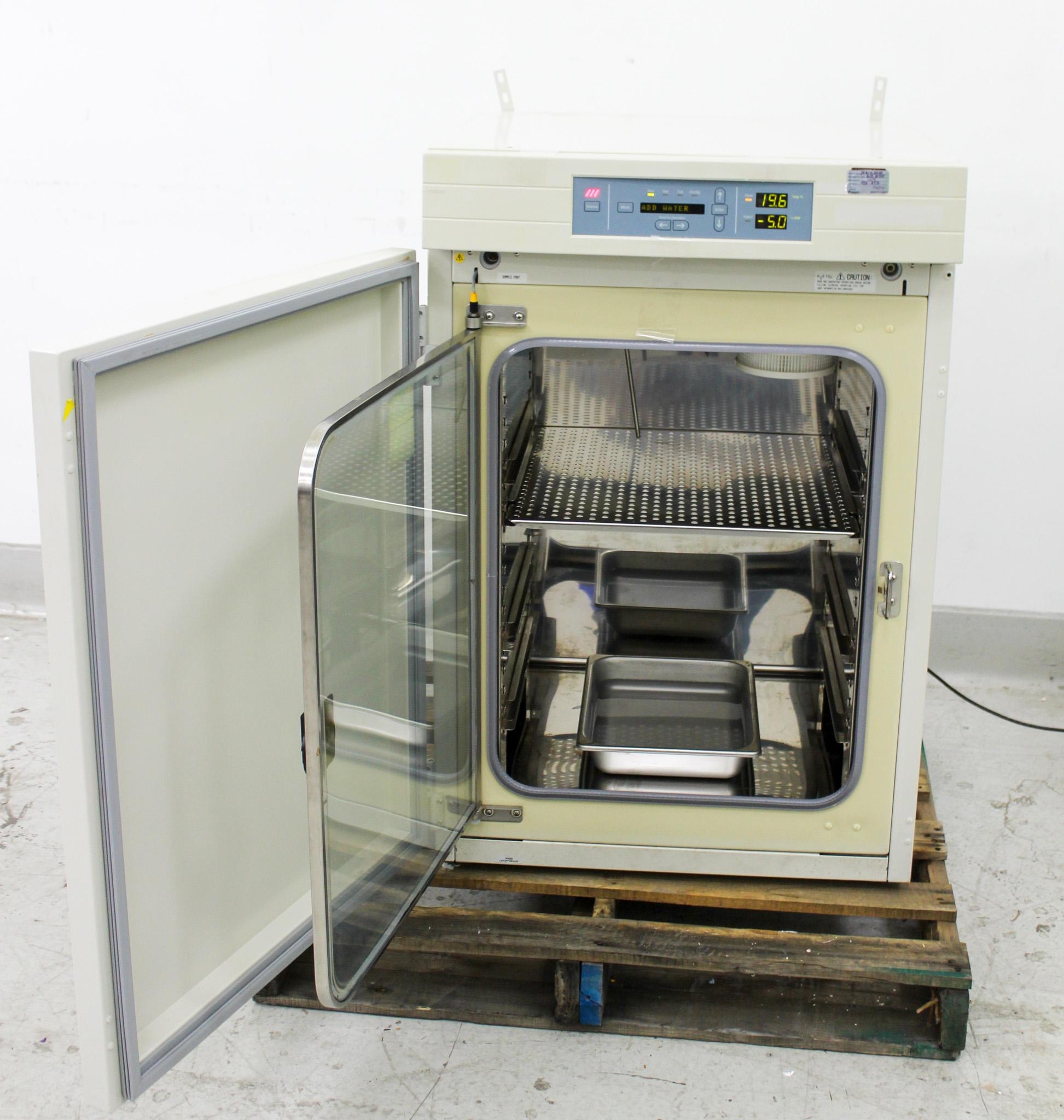 Forma Scientific Co2 Water Jacketed Incubator Model 3110 - Good Condition
