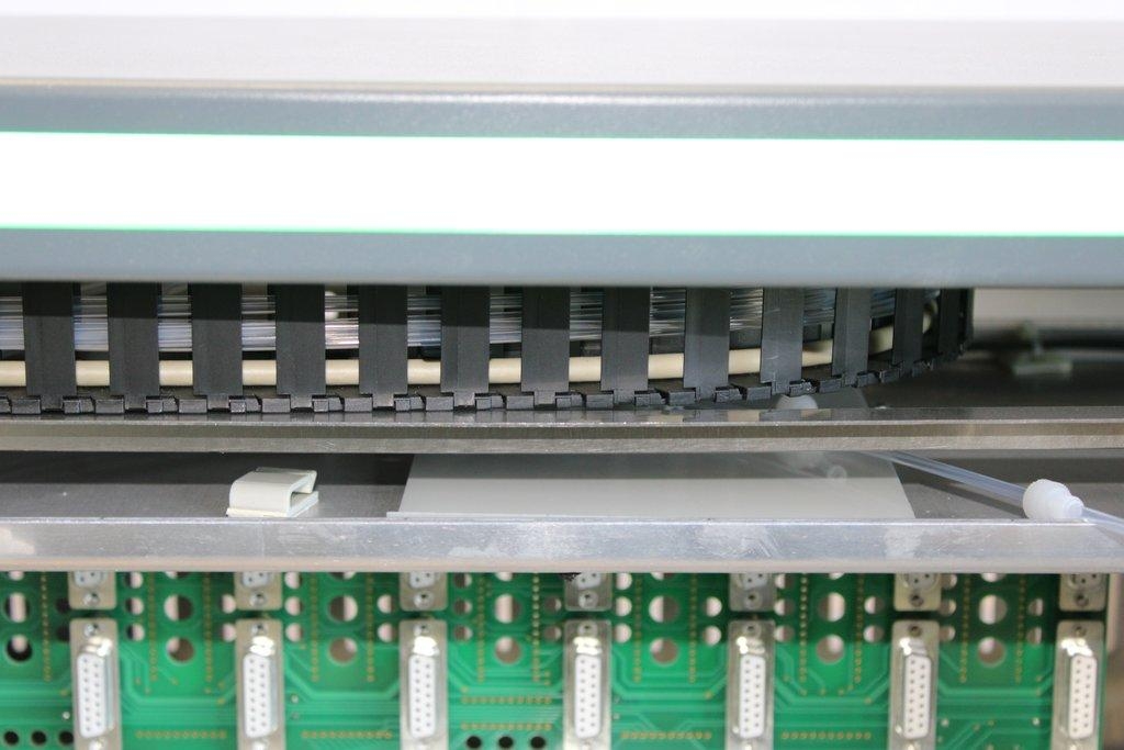 TECAN Freedom EVO-2 150 Base Liquid Handling Platform for Genomics & Drug Discovery