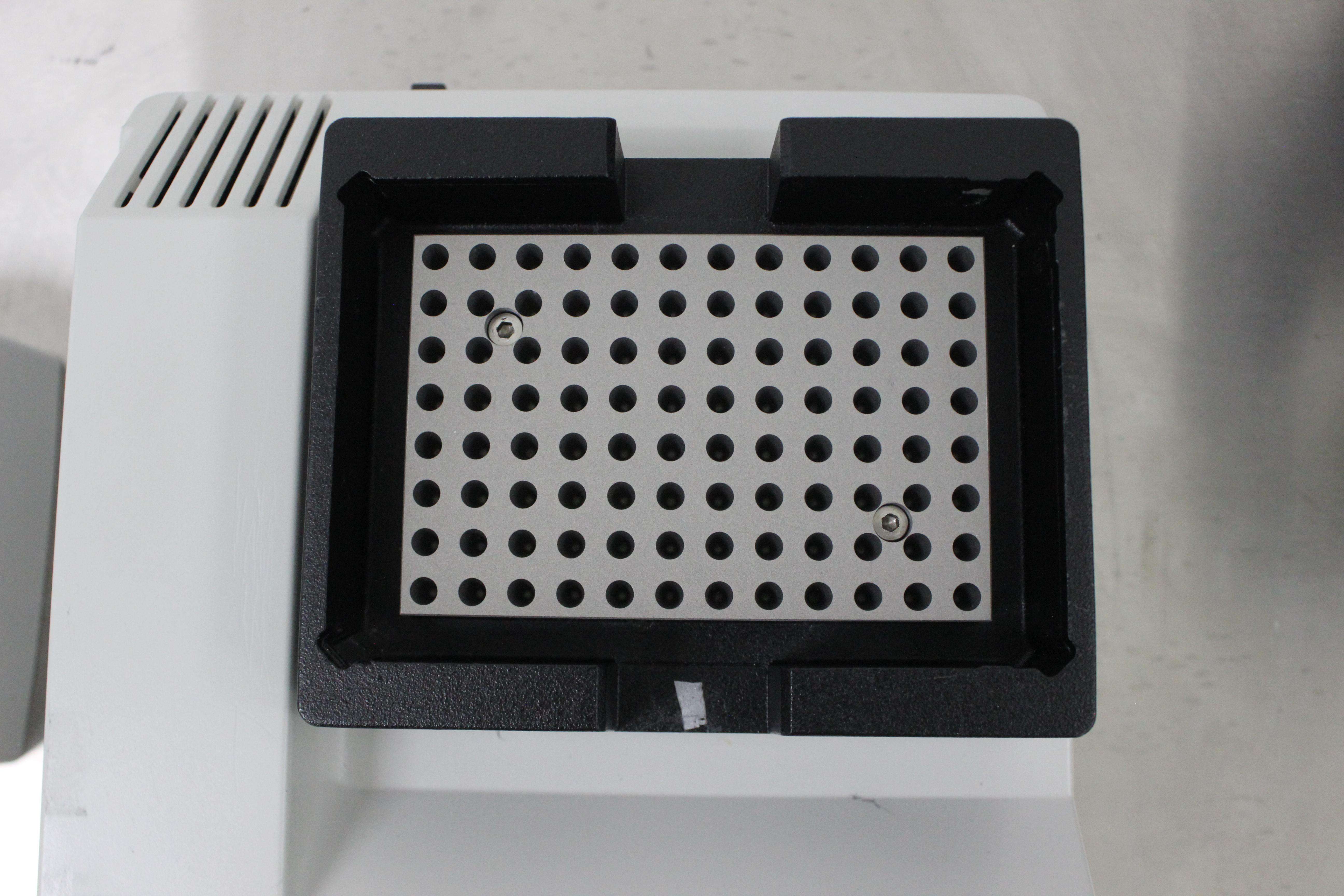 Eppendorf Thermomixer R Incubator Shaker 13C to 99C 300-1400 RPM DNA RNA