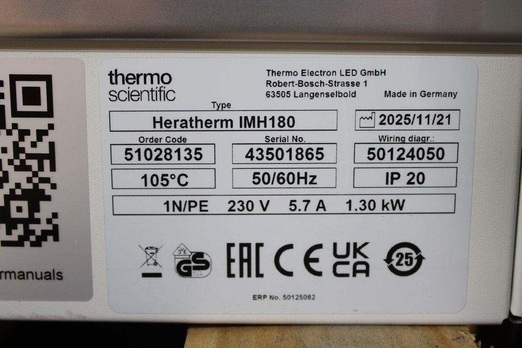 Thermo Scientific Heratherm IMH180 Incubator, 178L Capacity, Gravity Convection