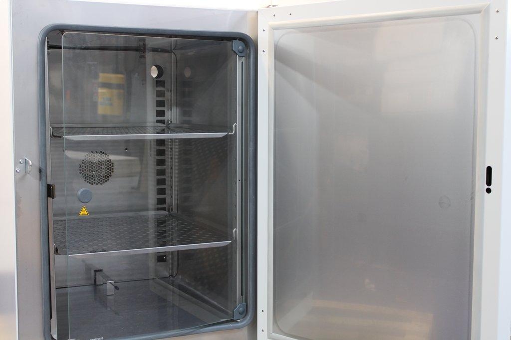 Thermo Scientific Heratherm IMH180 Incubator, 178L Capacity, Gravity Convection