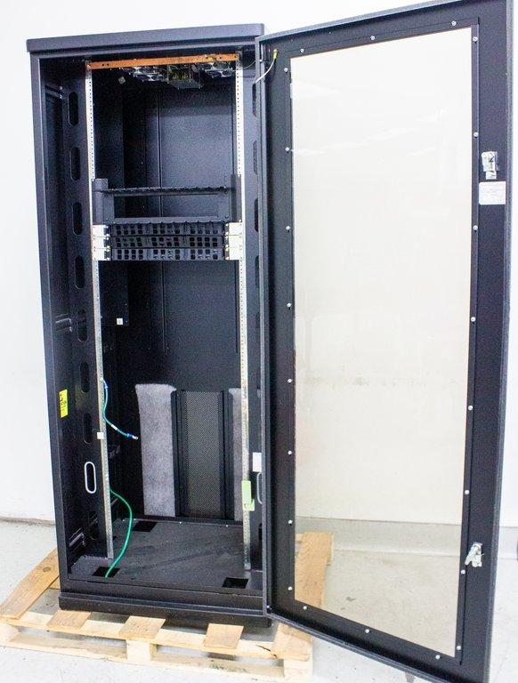 Electron Metal Server Rack Cabinet IT Equipment High Load Capacity Fair