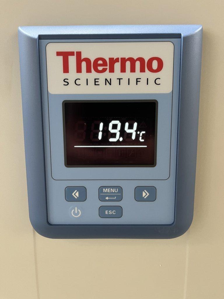 Thermo Scientific Heratherm iGS180 51028065 Incubator High Stability