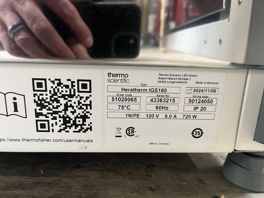 Thermo Scientific Heratherm iGS180 51028065 Incubator High Stability