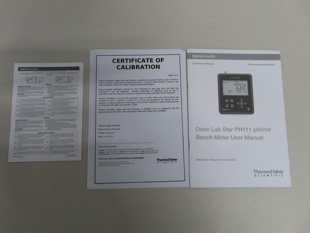 Thermo Scientific Orion Lab Star PH111 PH Meter with Stand - Excellent Condition