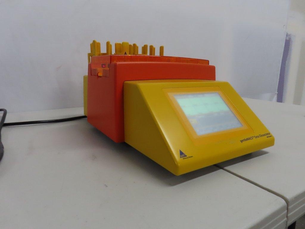 Macs Miltenyi Biotec Octo Dissociator with Heaters for Cell Dissociation